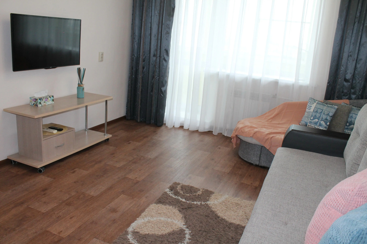 Апартаменты Компания Подушка на Серышева