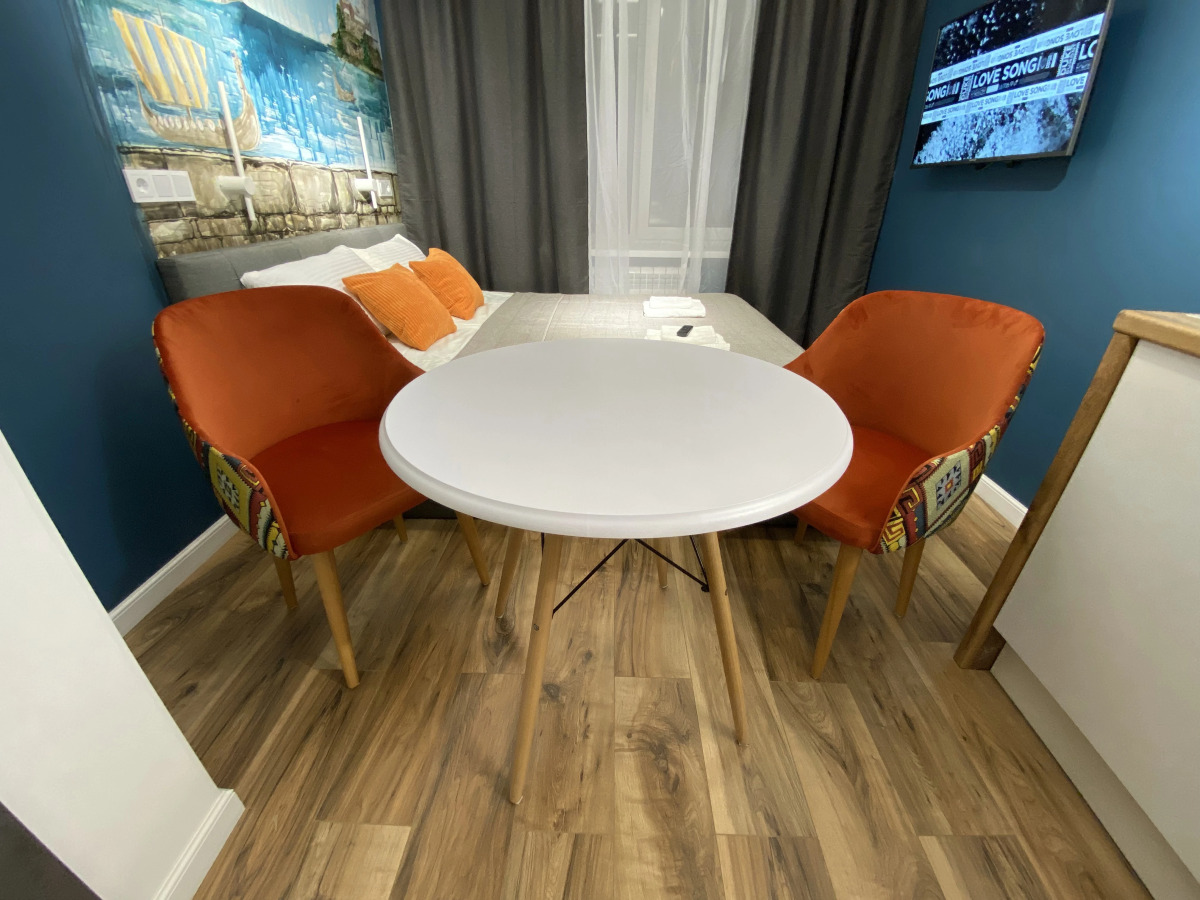 Синяя студия Апартаменты и точка