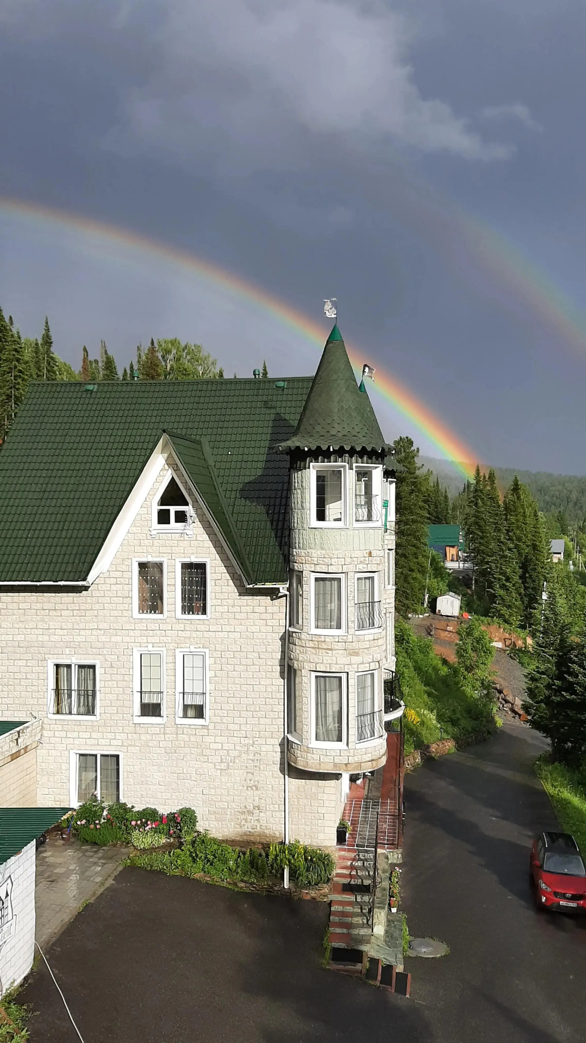 Отель Загородный Замок Эдельвейс