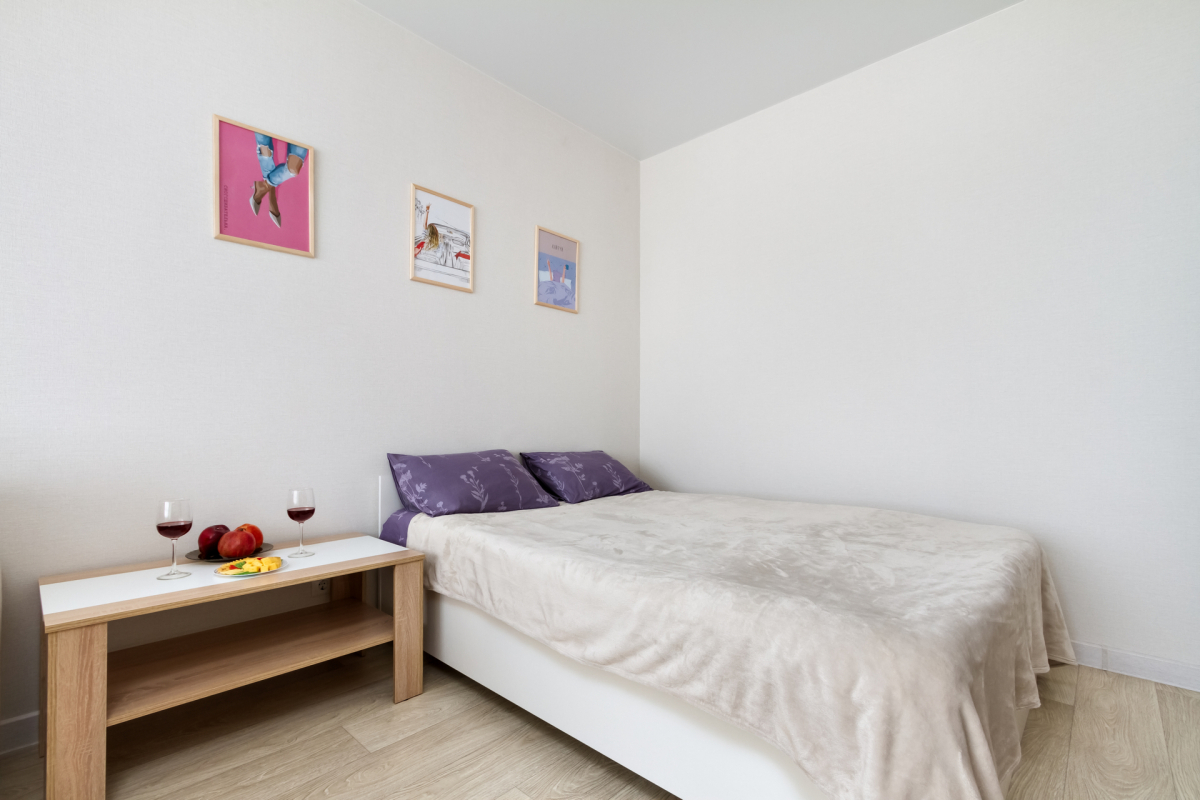 Квартира Метро Золотая Нива