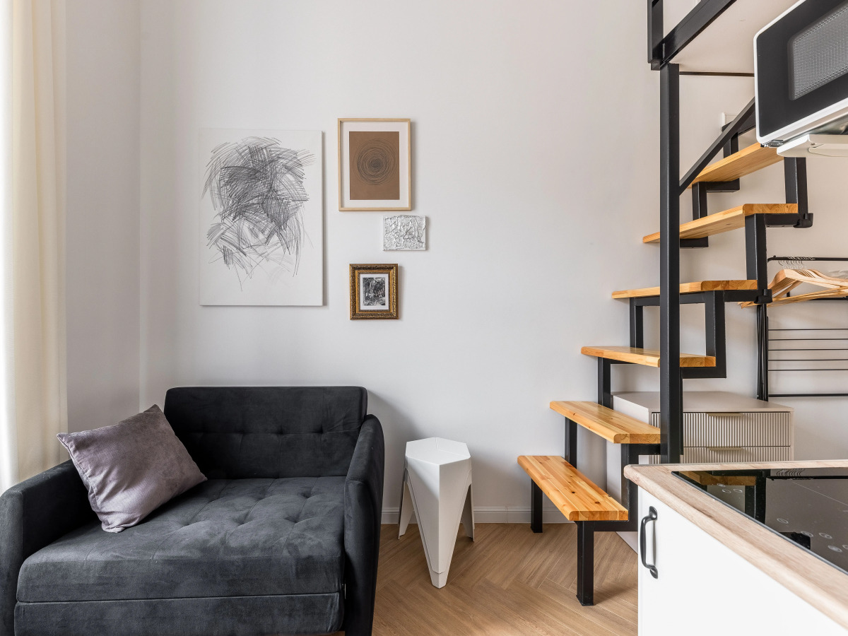 Квартира Уютная студия в центре с окнами в тихий двор