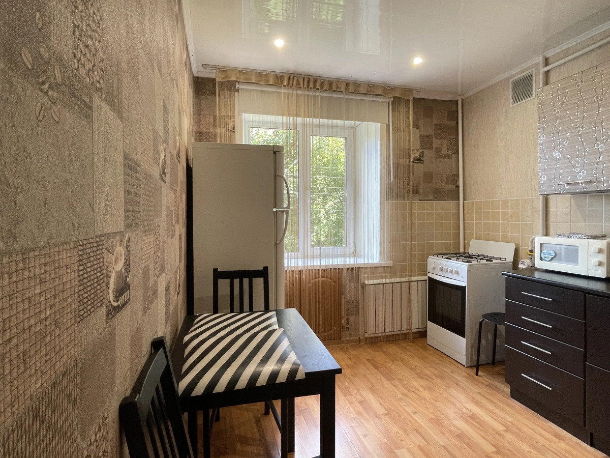 Апартаменты Коммунистический проспект 24а