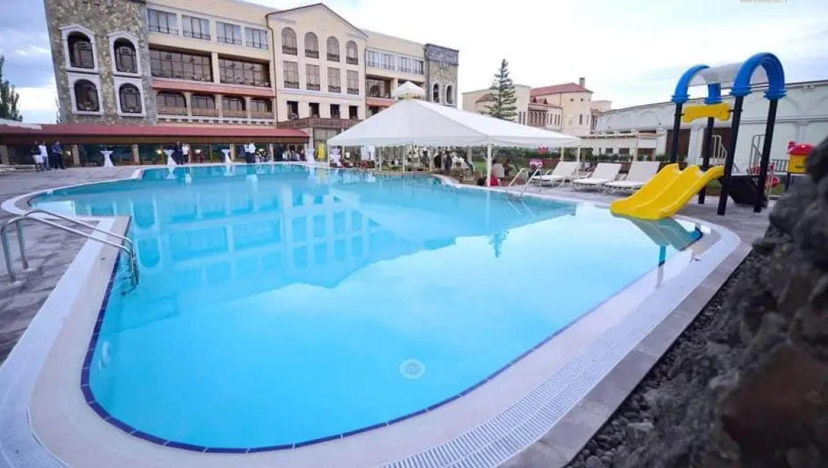 Отель Кавказ