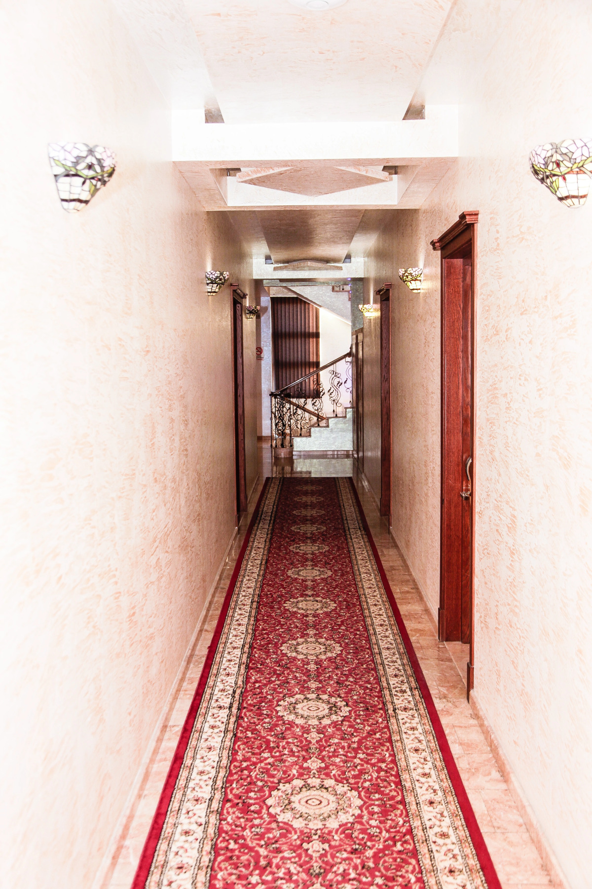 Отель Iberia Palace Hotel & Restaurant