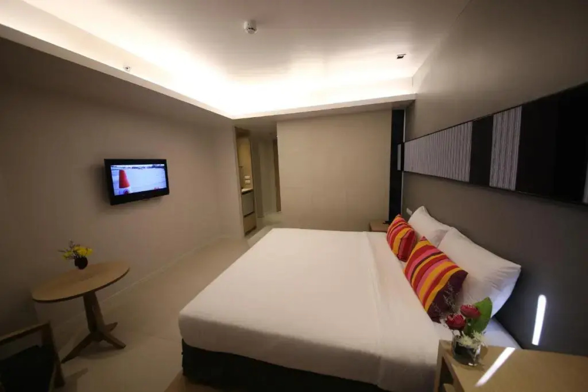 The Sun Xclusive Hotel