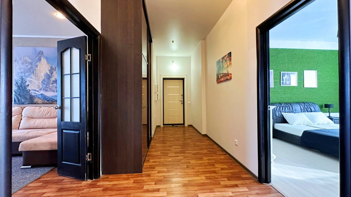 Квартира 3х комнатная с панорамой центра, 11 этаж