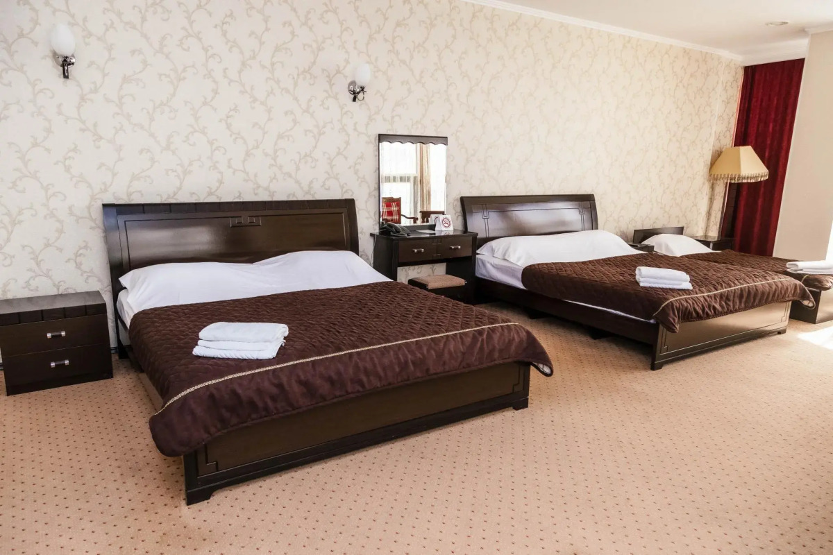 Отель Golden Palace