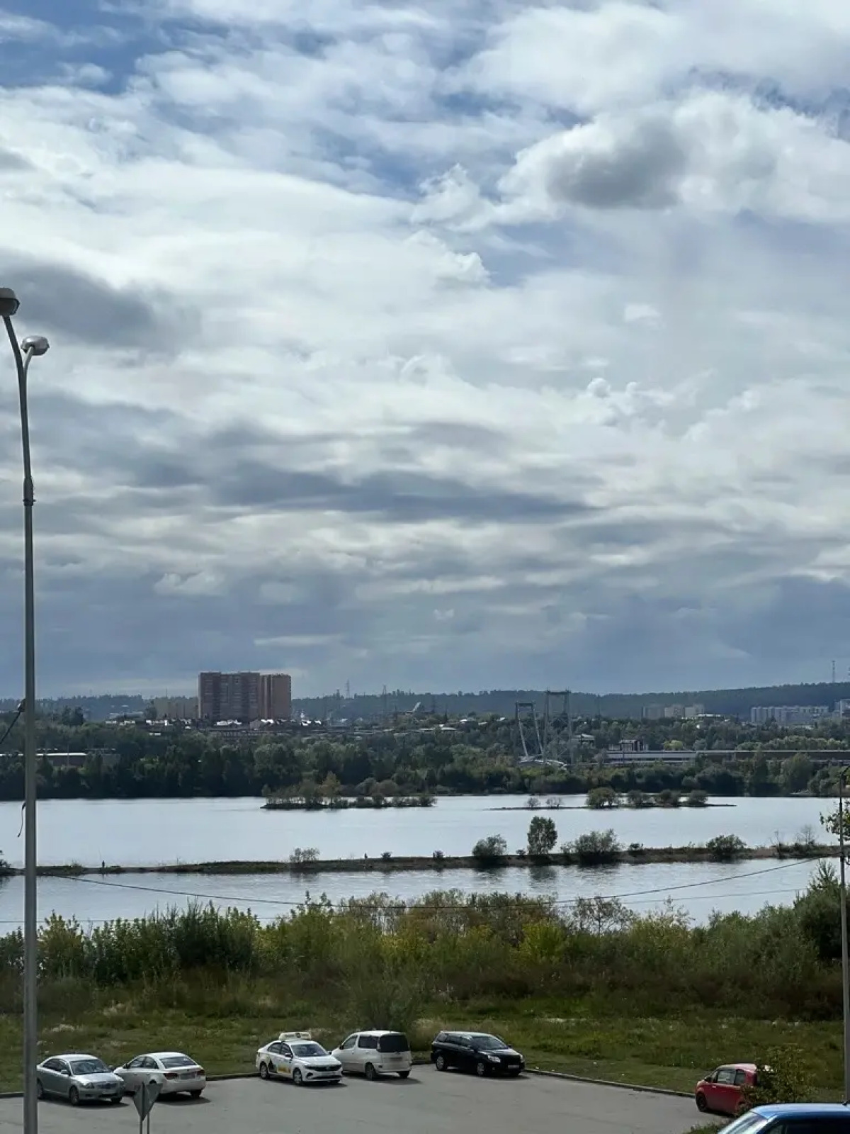 Апартаменты Двухкомнатная квартира на Верхней Набережной 165/1