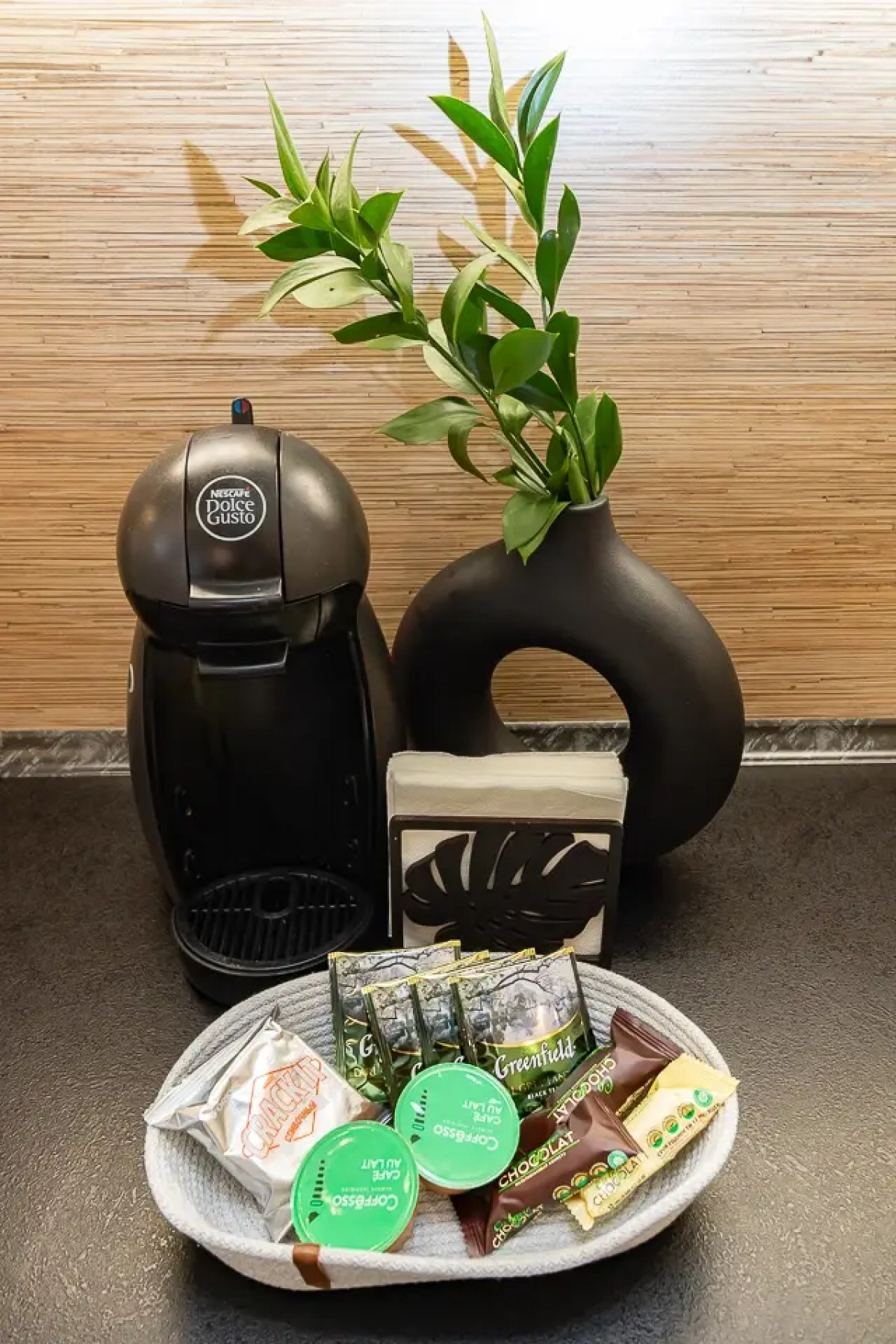 Квартира Happy House Просторная студия с балконом