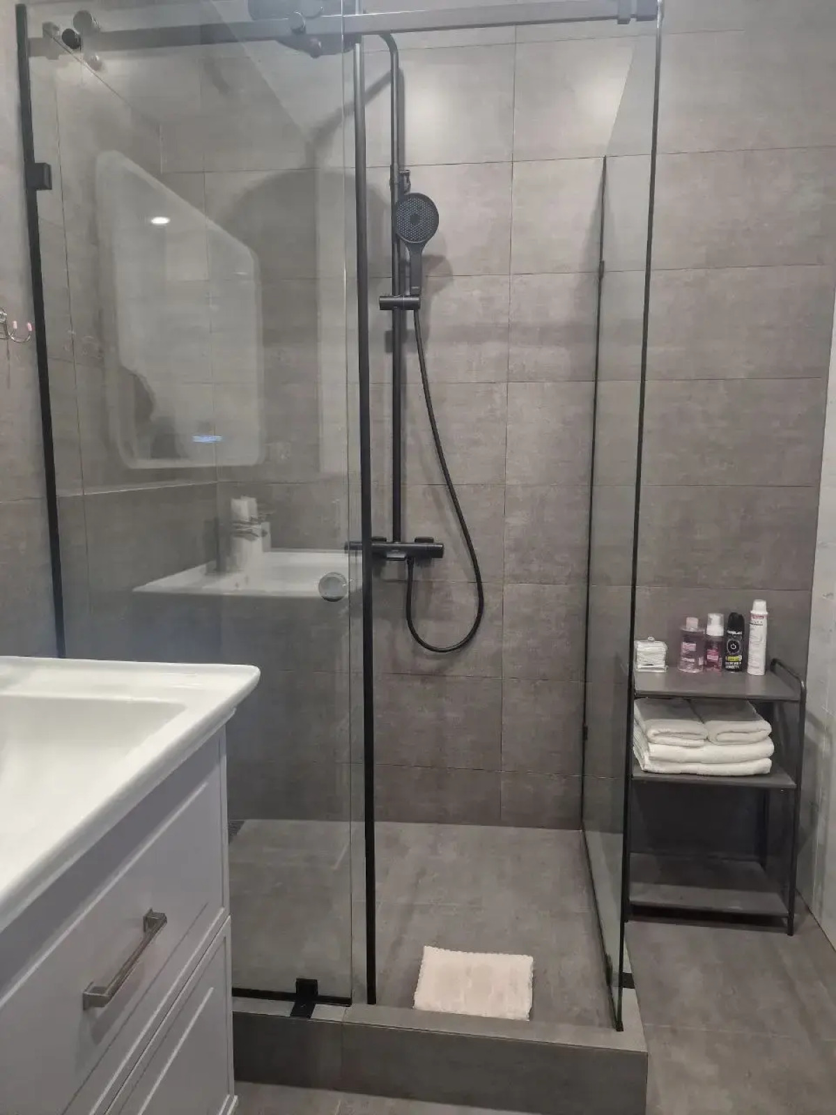 Апартаменты Flatirini на Астана Кесаева 48Д корпус 2