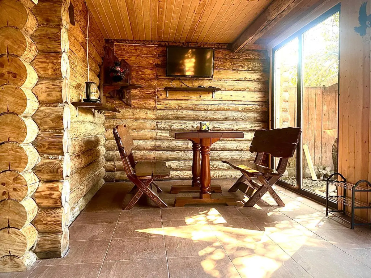 Бунгало У камина