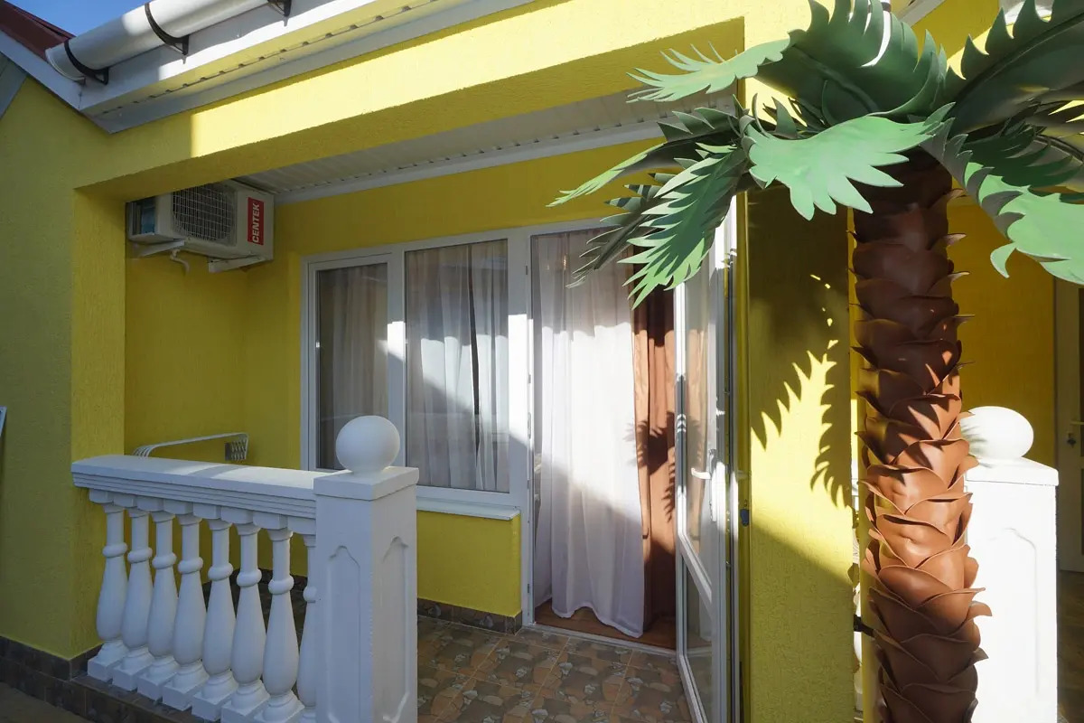 Гостевой дом Роман Песчаное