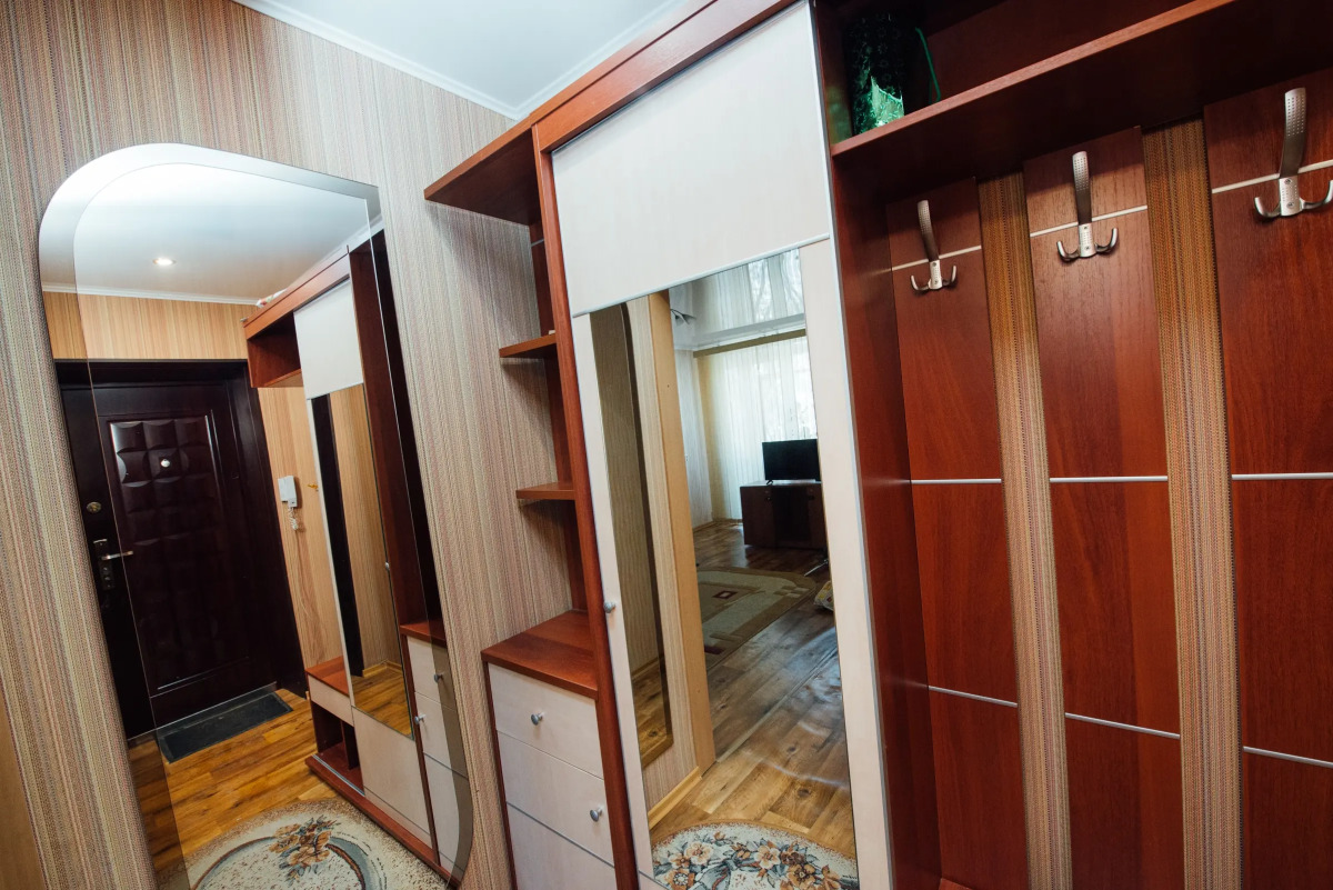 Квартира 2 комнатная на Громобоя 25