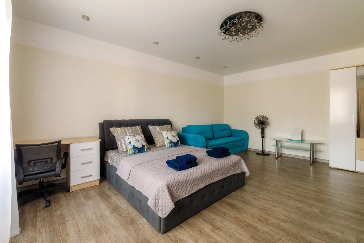 Квартира PrezentHaus на Карла Маркса 171