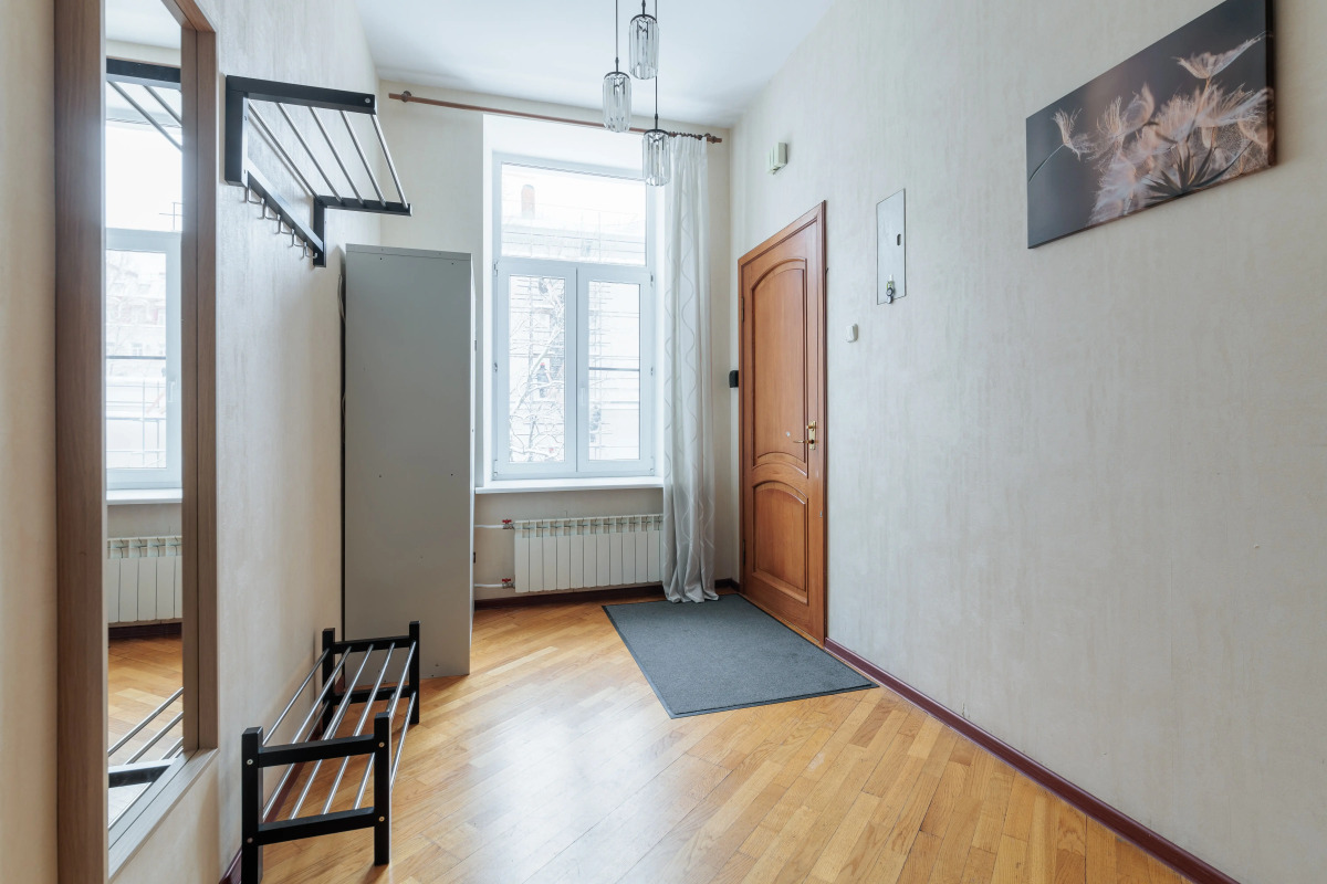 Апартаменты у Казанского Собора DereMRents ДереМРентс