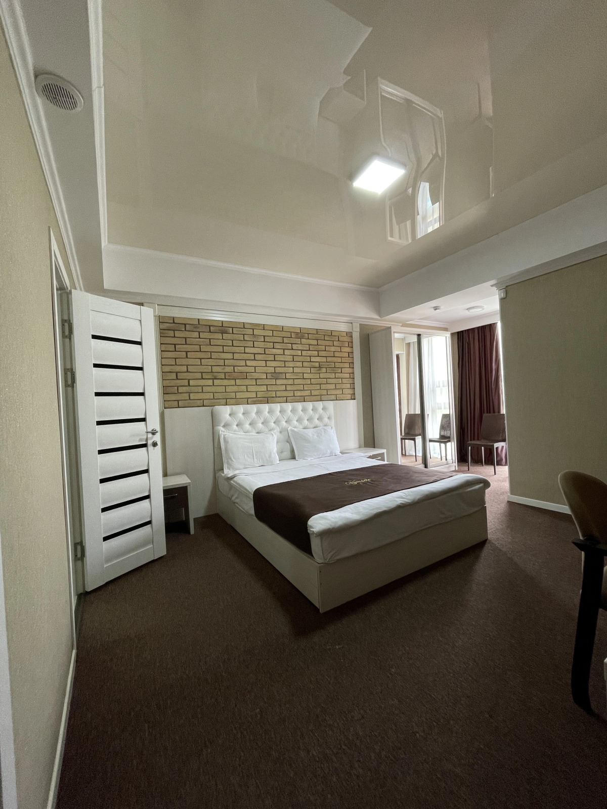 Отель Vzmorie De Luxe