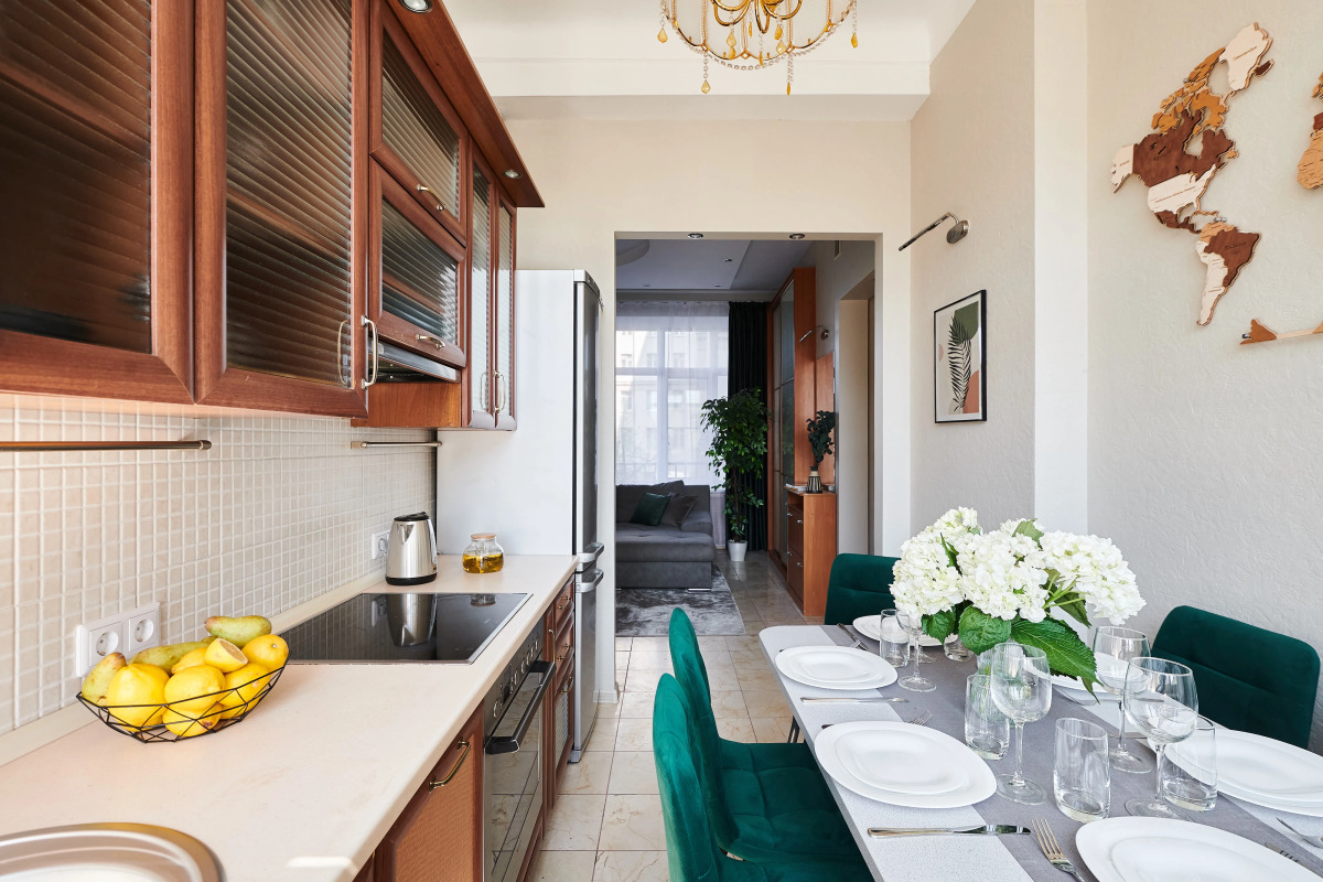 Квартира GM Apartments Стильная Трехкомнатная в Доме на Набережной