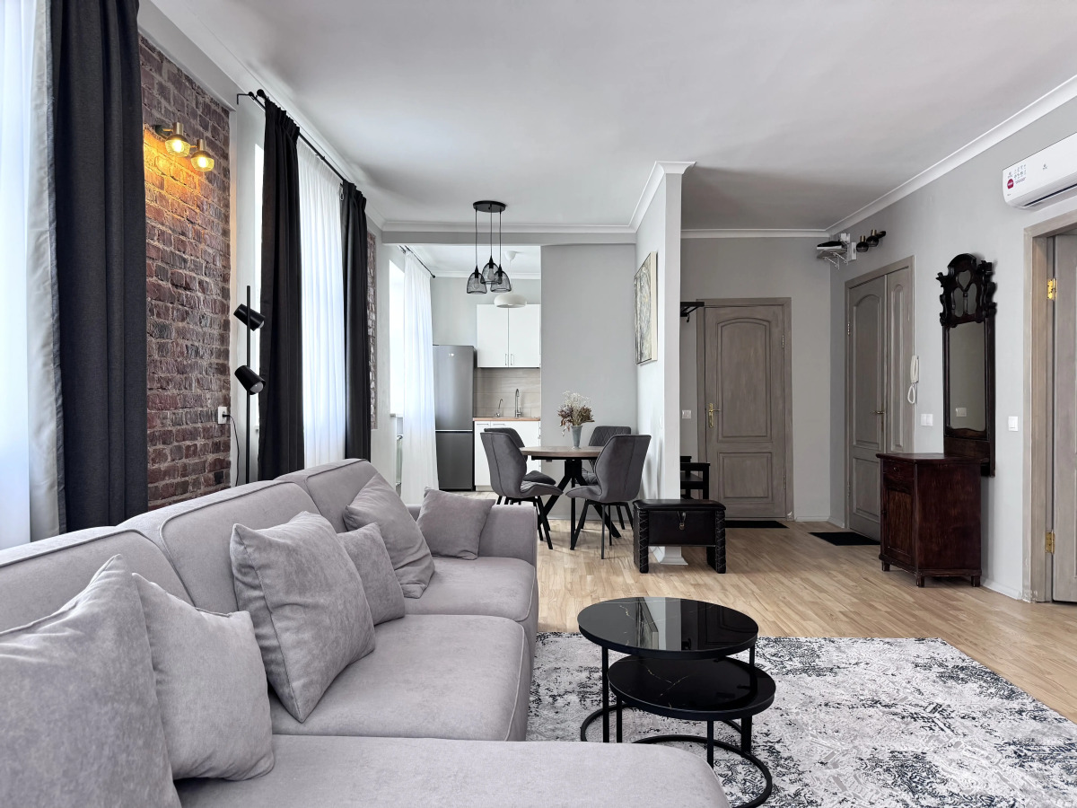 Квартира Уютная с видом на реку Мойку