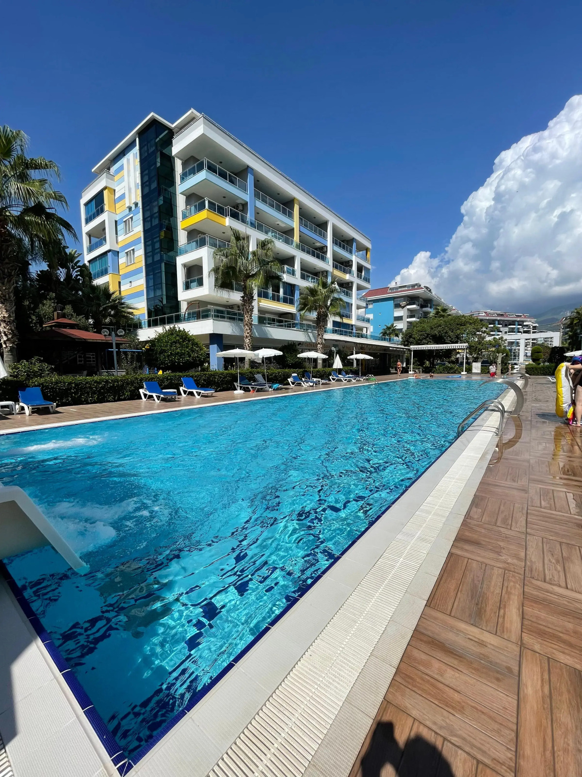 Апартаменты у моря 320 м с балконом