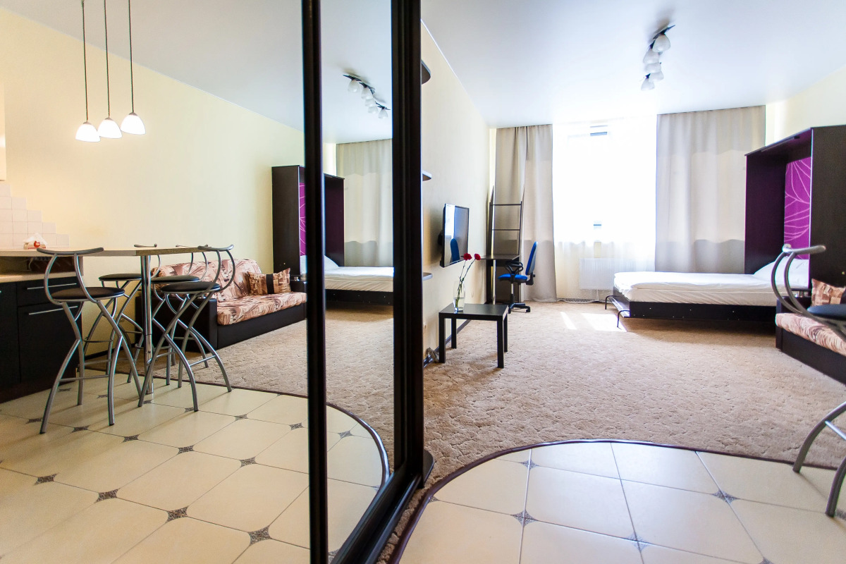 Апартаменты Просторная Студия у Метро Московская