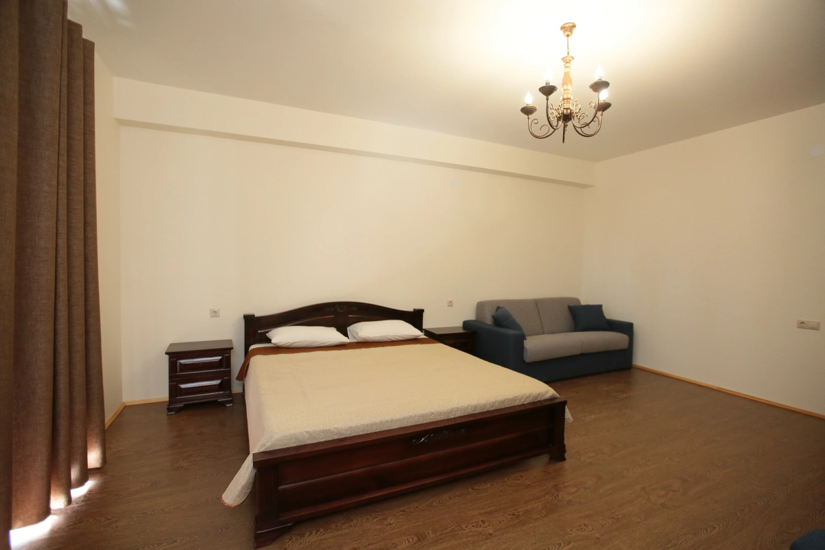 Отель Киараз Арена