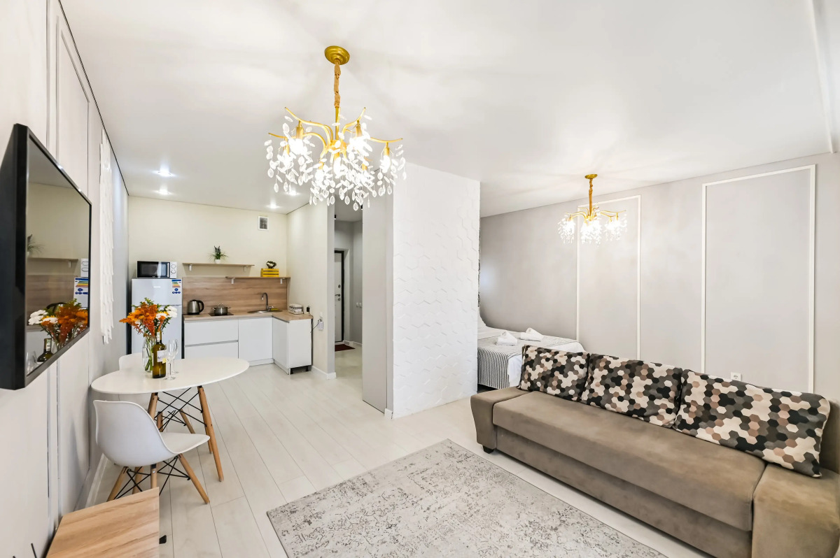 Апартаменты Однокомнатная возле Триумфальной Арки Мангилик Ел