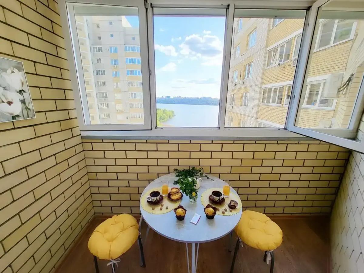 Апартаменты Впечатляющий вид на водохранилище и город