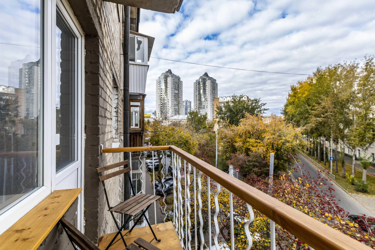 Квартира BeGuest на набережной реки Исети