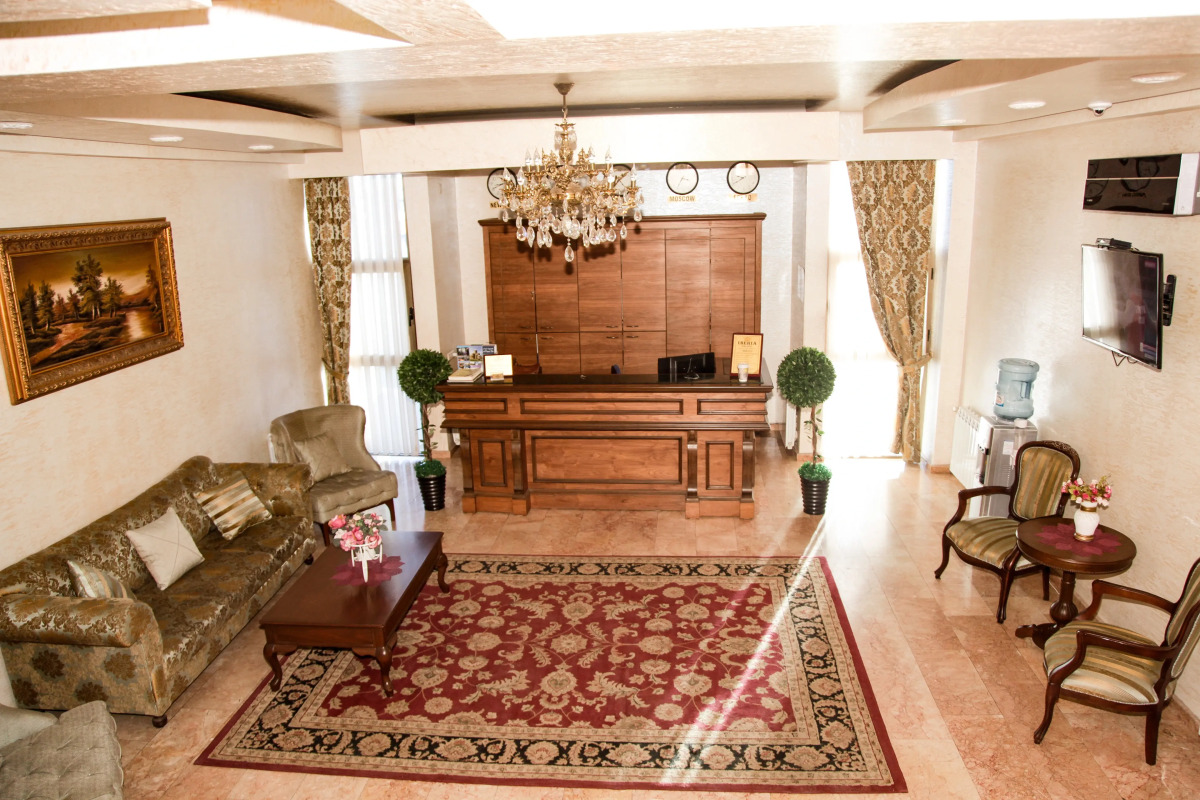 Отель Iberia Palace Hotel & Restaurant