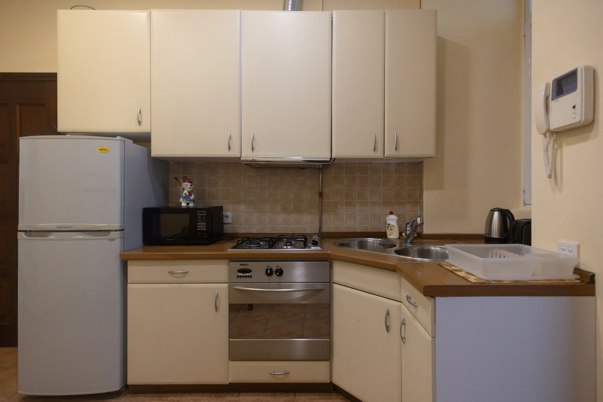 Апартаменты Односпальные с Гостиной Комнатой на Торговой (K1)