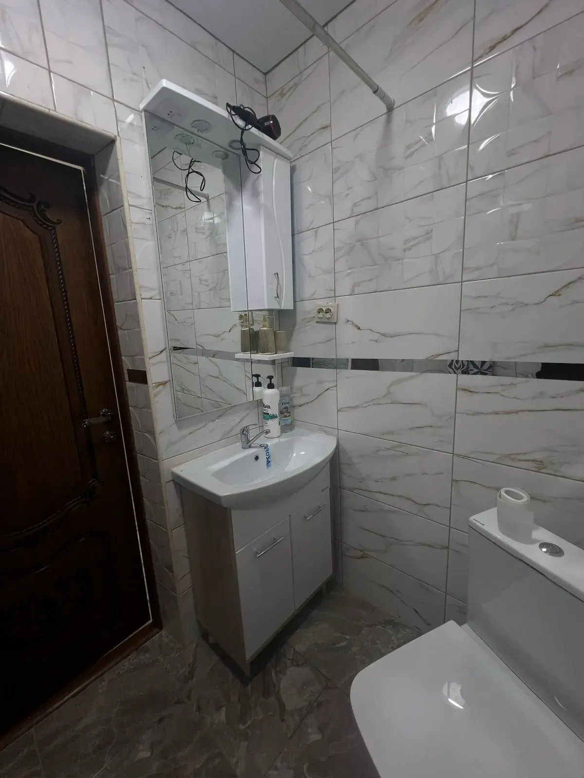 Жилые помещения у водопада Тобот