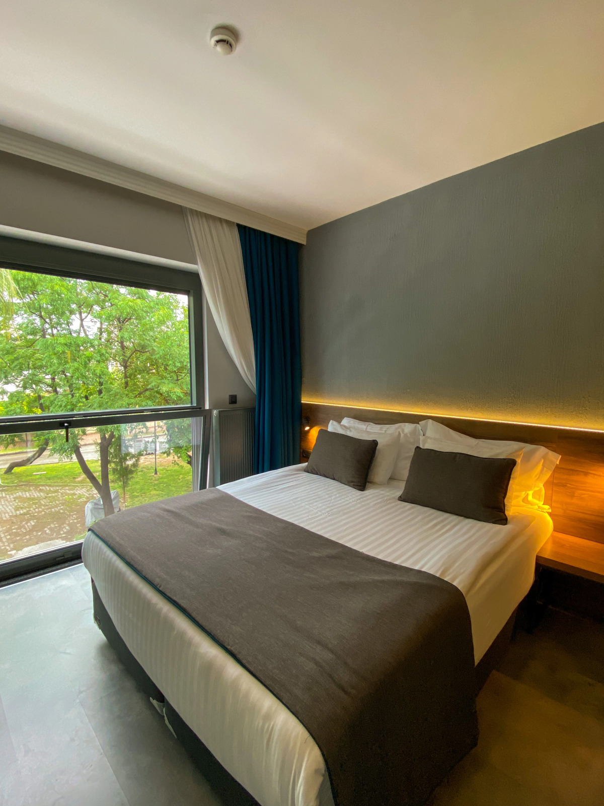 Отель Falcon 1511