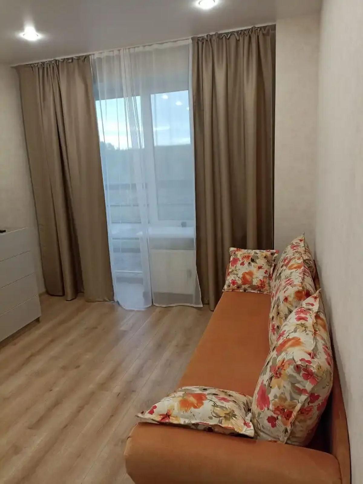 Квартира Комфорт для Успеха с Видом на Лес