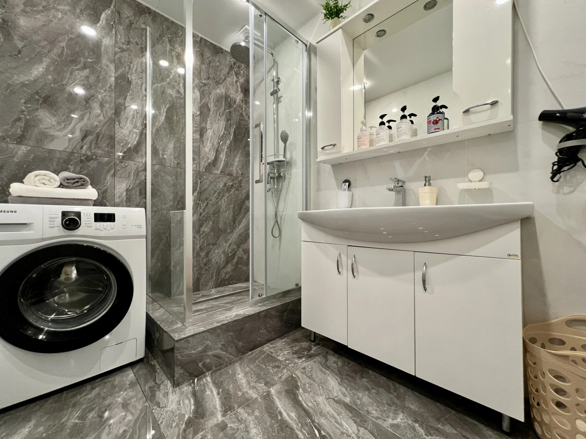 Квартира Евро 3-ком на Смирнова 3 (кв. 185)