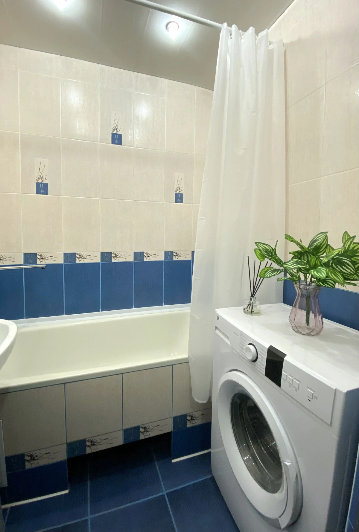 Апартаменты Современная 2 комнатная квартира в шаговой доступности от РКБ (больницы)