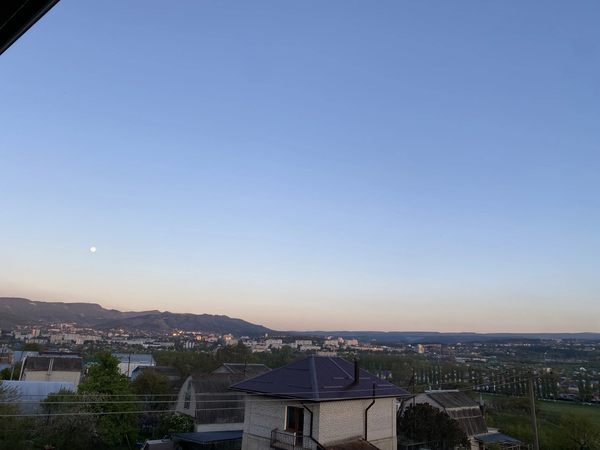 Частный дом с сауной и с зоной барбекю