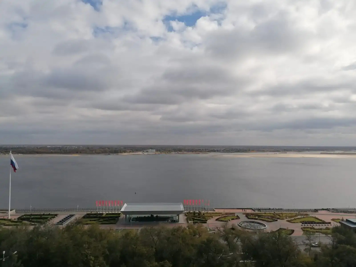 Трёхкомнатные апартаменты на Маршала Чуйкова