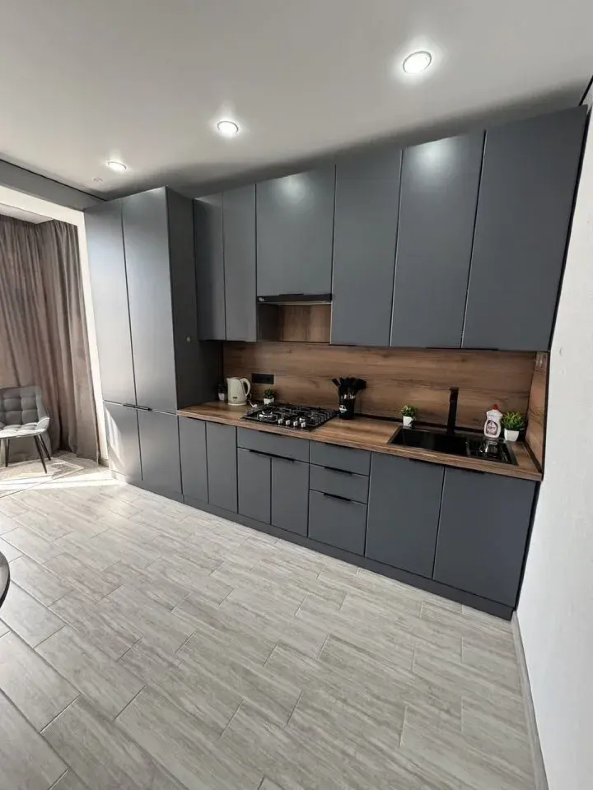 Квартира чистая и уютная рядом с аэропортом