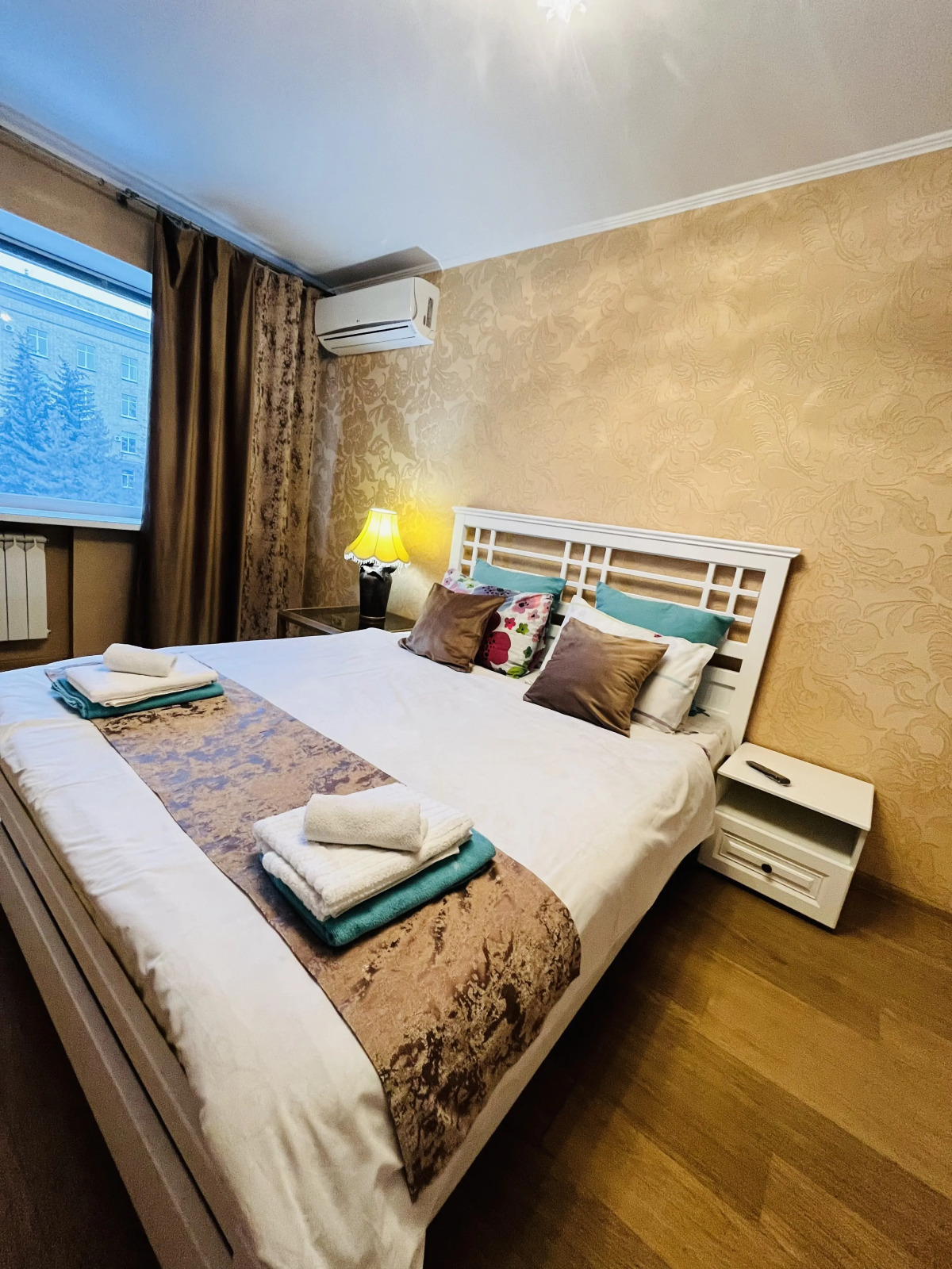 Апартаменты на Площади Ленина