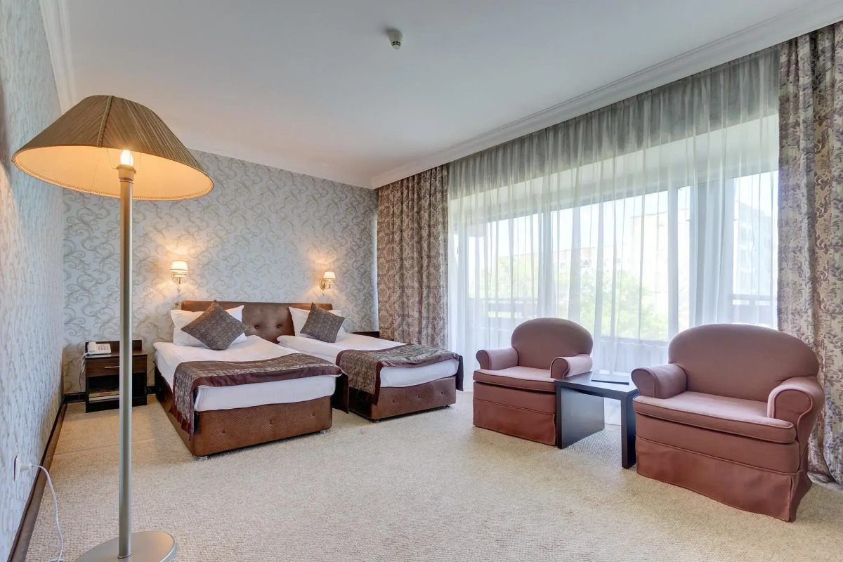 Отель Премьер Алатау