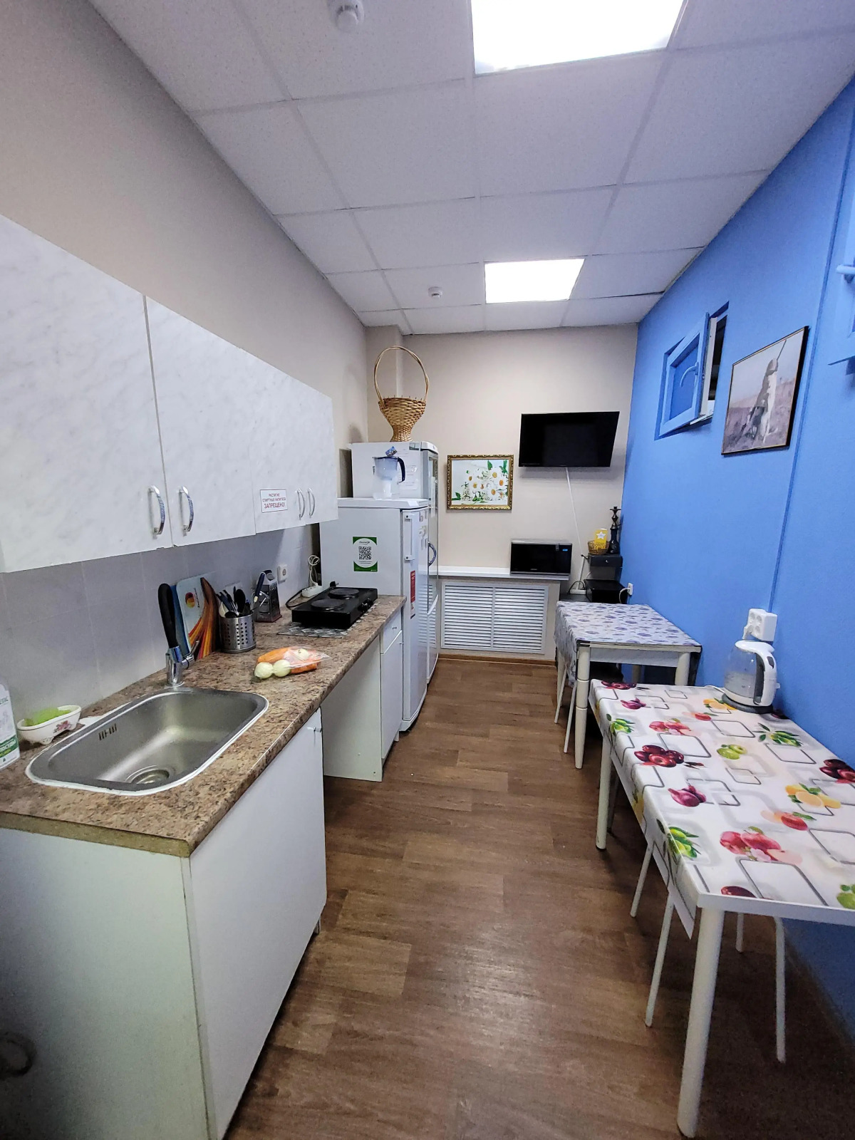 Хостел Main Room M&R