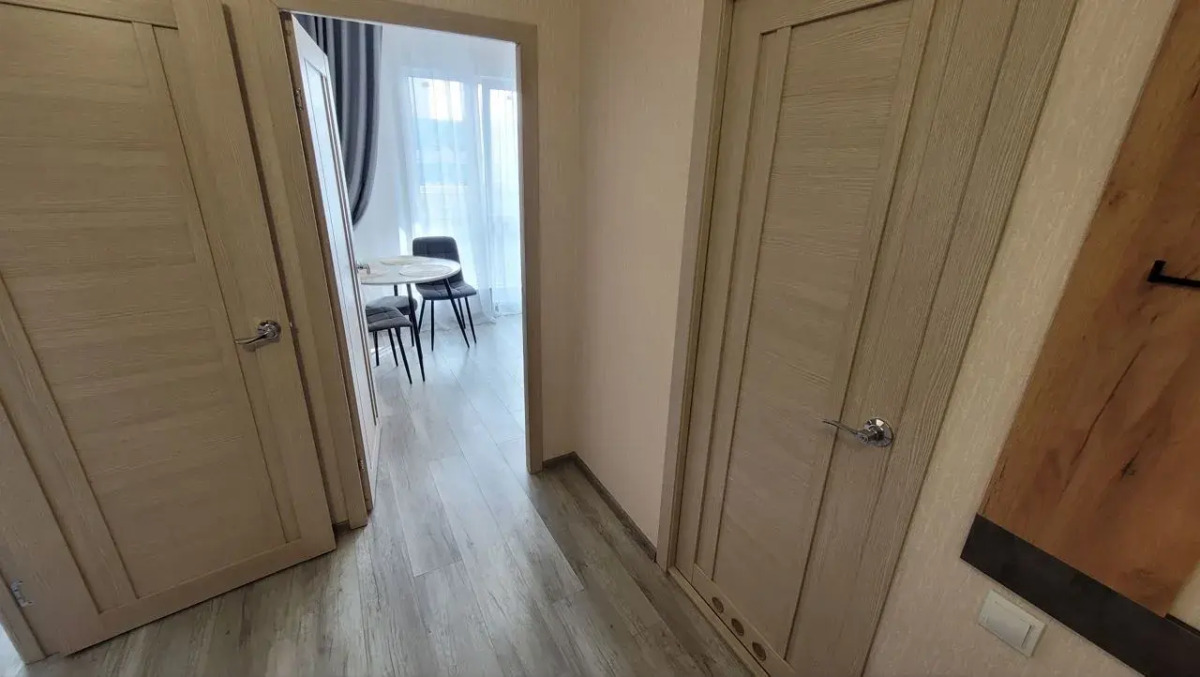 Однокомнатная квартира  СИБИРЬ HOUSE    Ледовый дворец