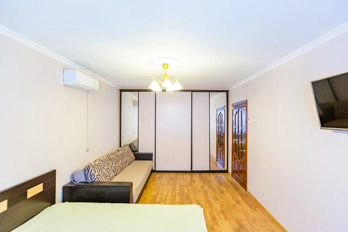 Апартаменты Куликова 52