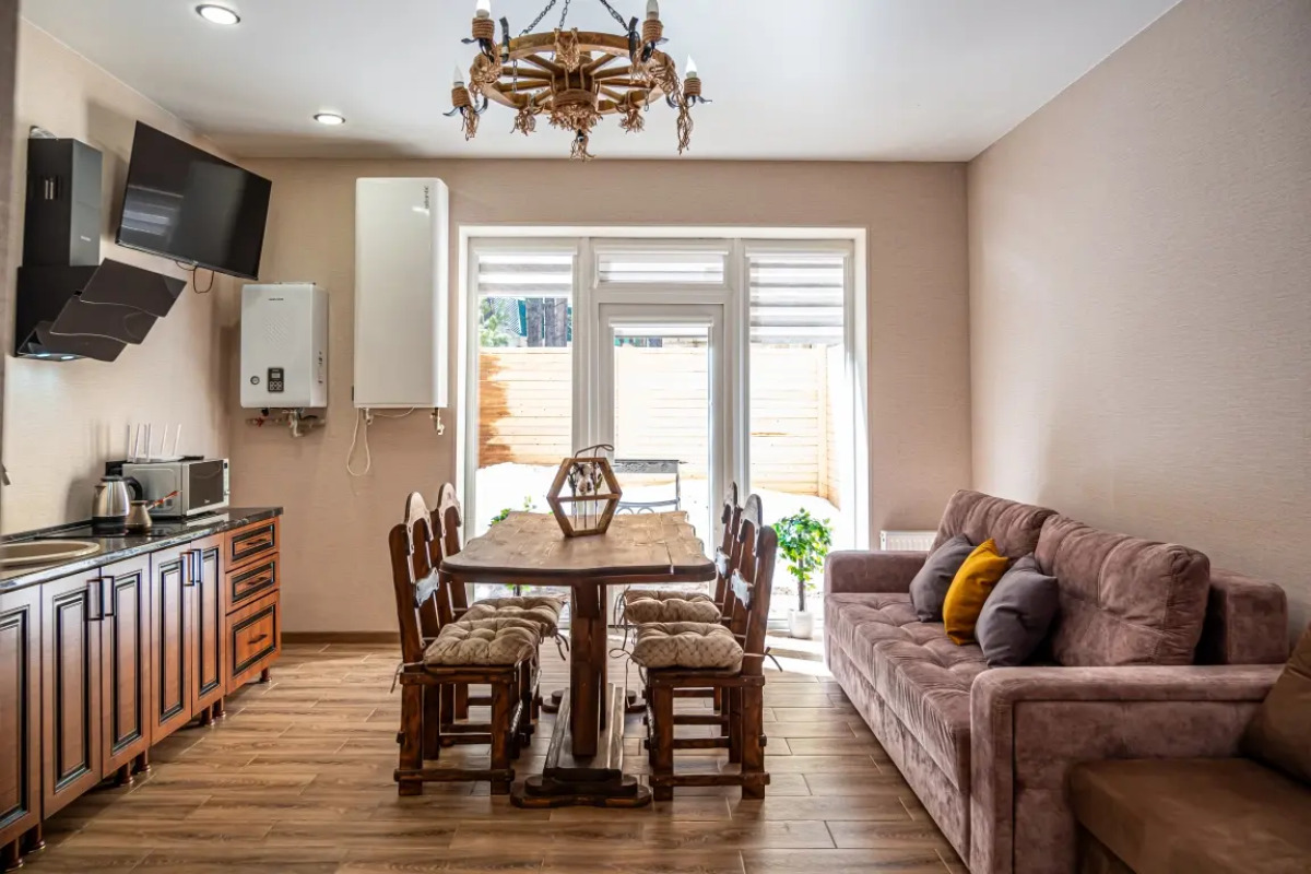 Вилла Семейная с Видом на Горы в Терсколе от Квартирукинг