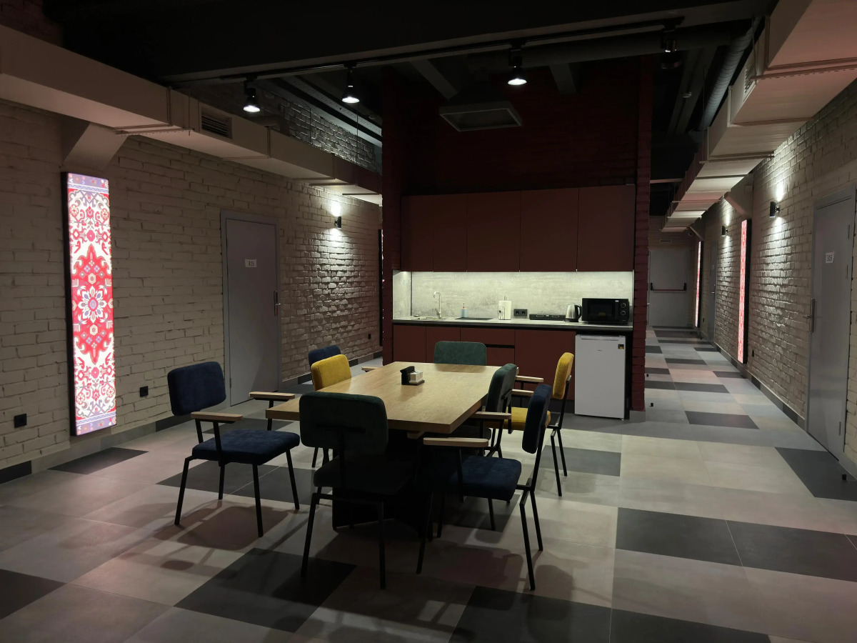 Хостел  Город N