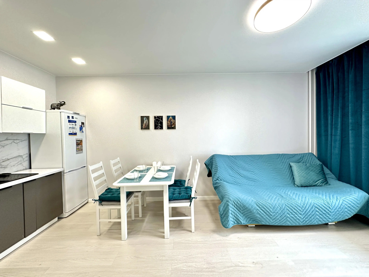 Апартаменты Люкс Аквамарин с дизайнерским ремонтом, для большой семьи