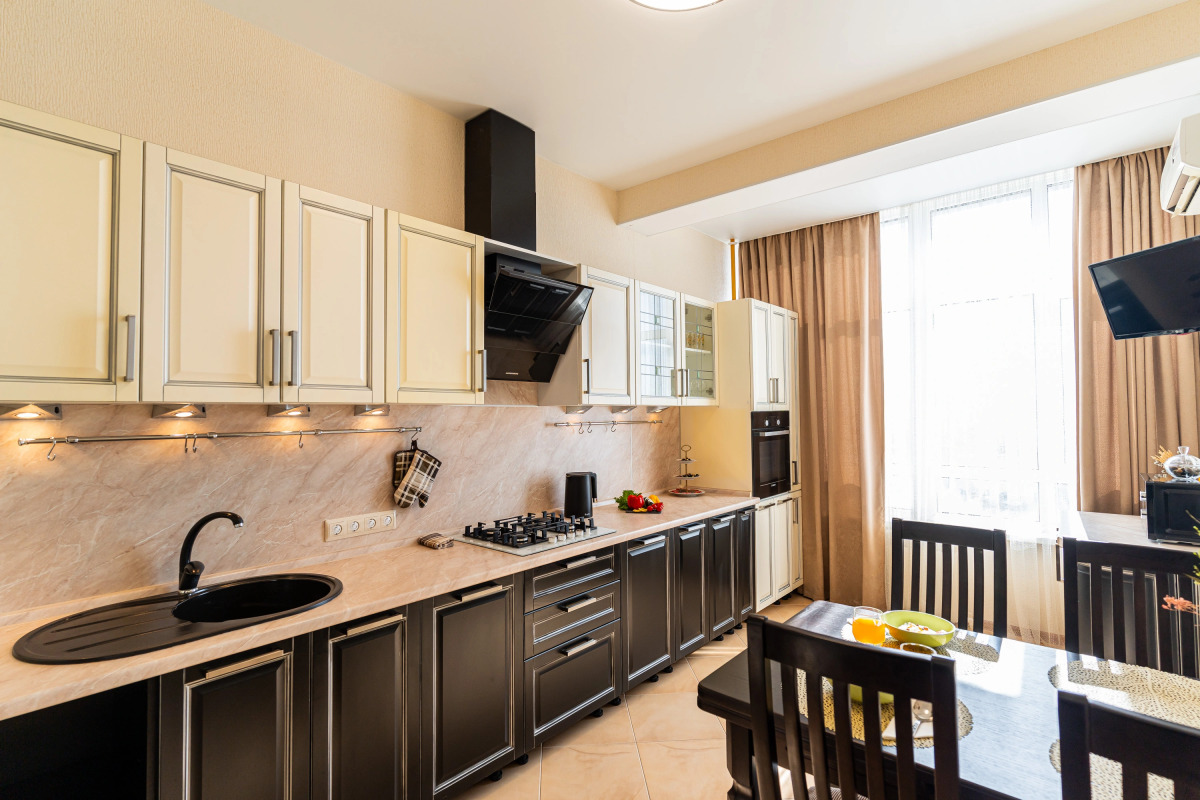 Апартаменты Чистая и Уютная Недалеко от Моря от LetoApart