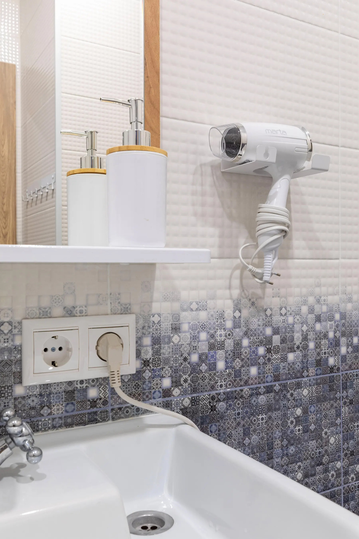 Апартаменты Sunny Flat by Rentvill