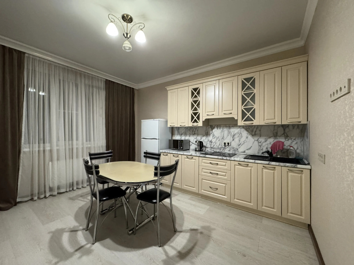 Квартира с красивым видом на море 2