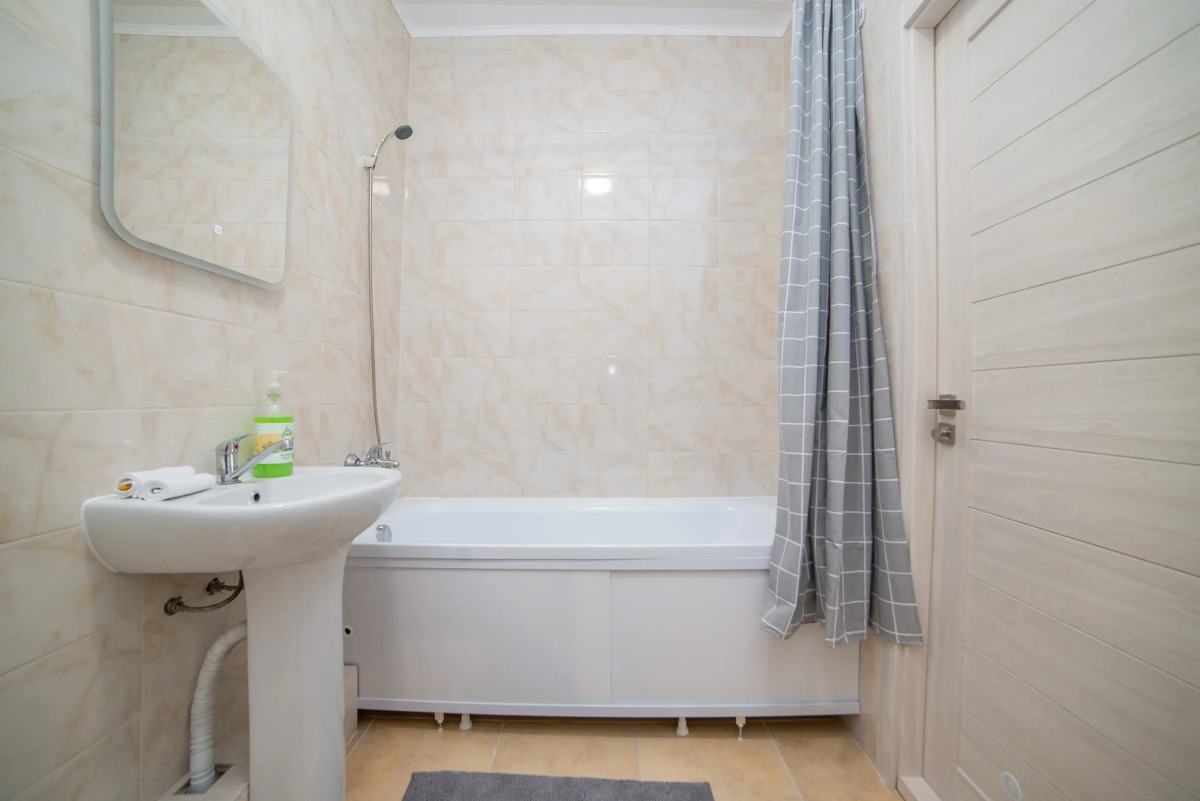 Апартаменты Сурикова 63